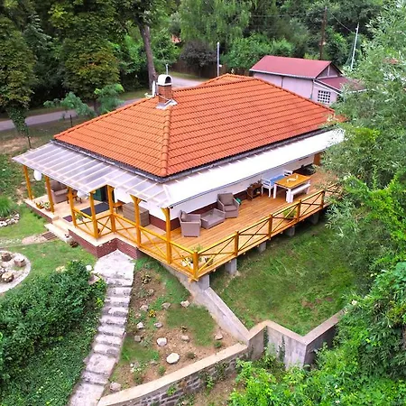 Holiday home Teraszhaz *